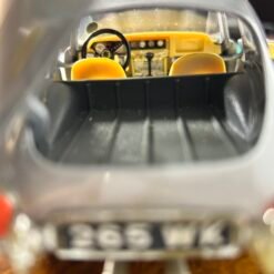 Diecast Bburago 3718 Special Edition Jaguar E-Type Coupe 1961 Original - Gambar 6