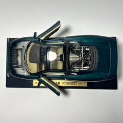 Alternative view of Diecast Maisto Jaguar XJ220 1992 (32807) Diecast Original