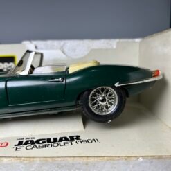 Diecast Bburago Jaguar E-Type Cabriolet 1961 Original - Gambar 4