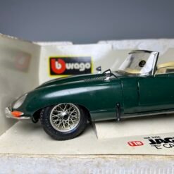 Diecast Bburago Jaguar E-Type Cabriolet 1961 Original - Gambar 3