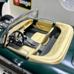 Diecast Bburago Jaguar E-Type Cabriolet 1961 Original - Gambar 6